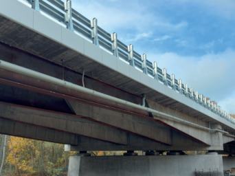 Mosty hybrydowe stalowo-betonowe: najnowsze rozwiązania dostosowane do polskiej specyfiki budowy mostów drogowych