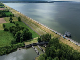 Woda jako dobro strategiczne – wyzwania i innowacje w hydrotechnice